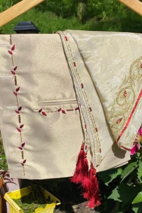 Himachali Datthu Sadri